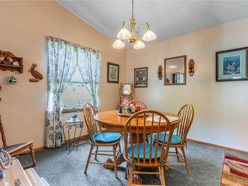 9274 Amchar Court, Centerville, OH 45458 Photo 6