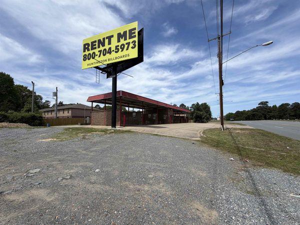 6716 Dollarway Road , Pine Bluff, AR 71602