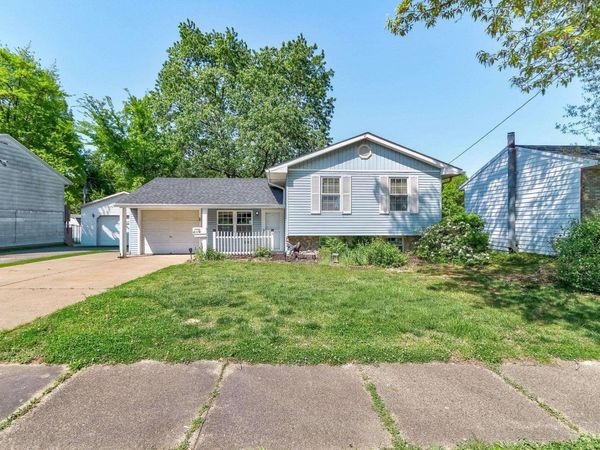 6116 Hickory Hill Lane, Evansville, IN 47710