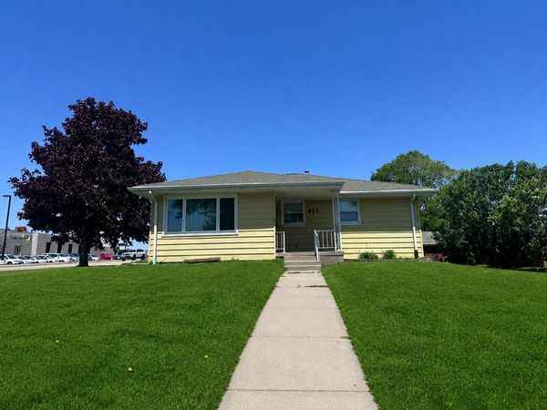 421 W Calhoun Street, Cuba City, WI 53807