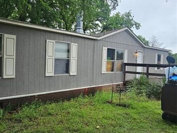 11505 Dark Leaf Court E, Fort Worth, TX 76135