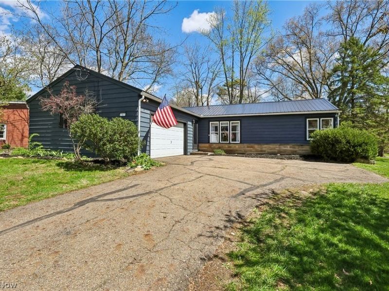 267 Parkview Avenue, Wadsworth, OH 44281 Photo 1