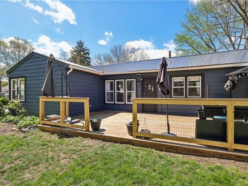 267 Parkview Avenue, Wadsworth, OH 44281 Photo 2