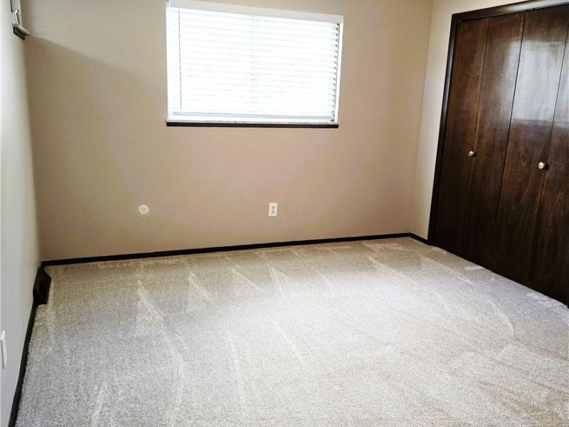 17016 Lanier Avenue, Strongsville, OH 44136 Photo 13