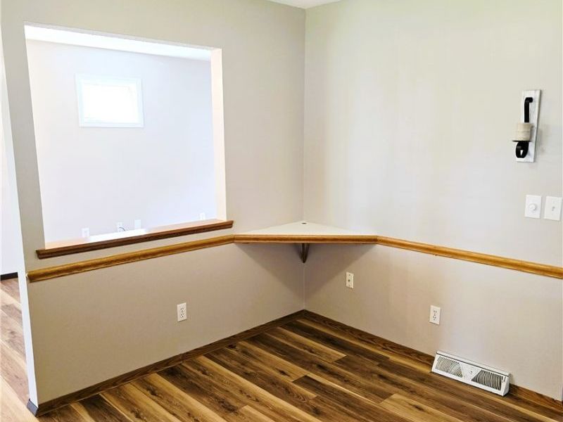 17016 Lanier Avenue, Strongsville, OH 44136 Photo 4