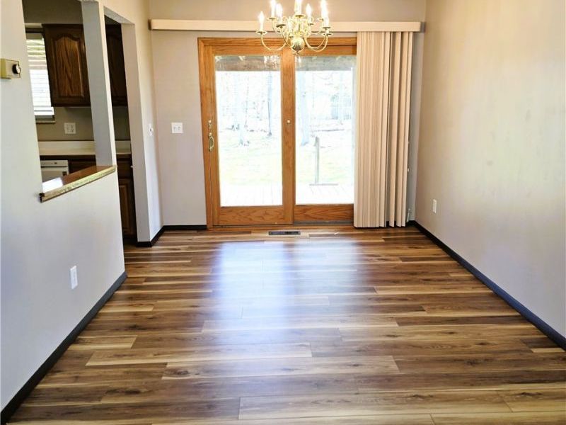 17016 Lanier Avenue, Strongsville, OH 44136 Photo 5