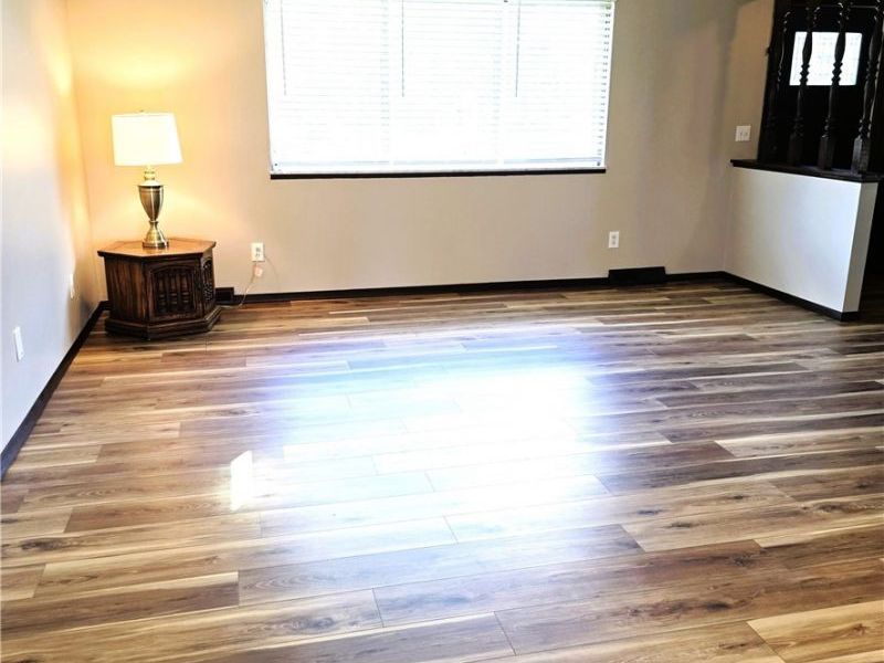 17016 Lanier Avenue, Strongsville, OH 44136 Photo 6