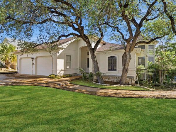 20607 Highland Lake LOOP, Lago Vista, TX 78645