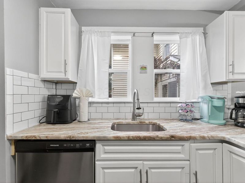 1170 Oakwood Avenue, Columbus, OH 43206 Photo 21