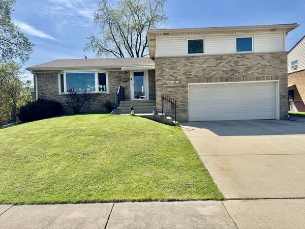 Melrose Park, IL 60160