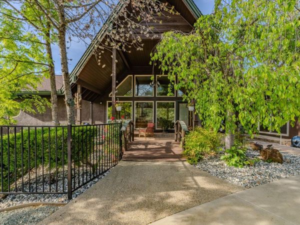 12091 Mierkey Rd., Jackson, CA 95642