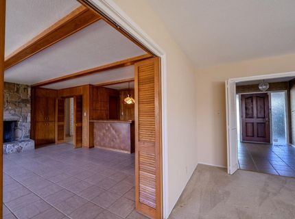 326 W Banbury Dr, Stockton, CA 95207 Photo