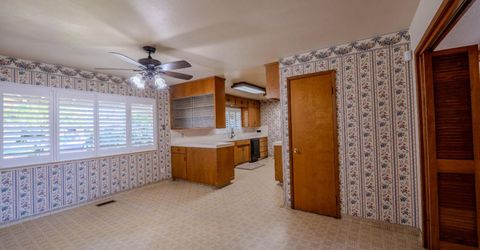 326 W Banbury Dr, Stockton, CA 95207 Photo