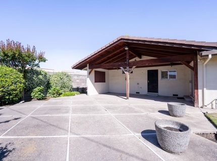 326 W Banbury Dr, Stockton, CA 95207 Photo