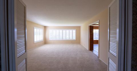 326 W Banbury Dr, Stockton, CA 95207 Photo