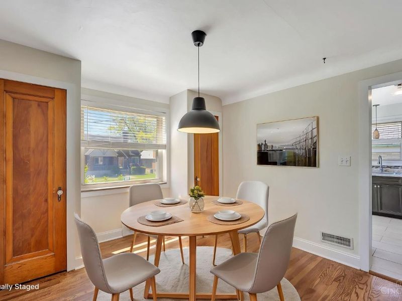 4420 Raceview Avenue, Green Township, OH 45211 Photo 13