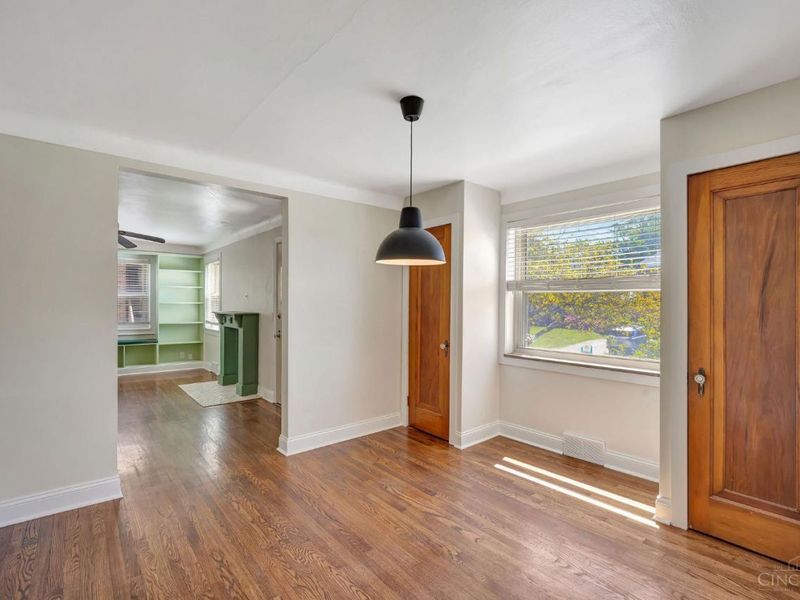 4420 Raceview Avenue, Green Township, OH 45211 Photo 14