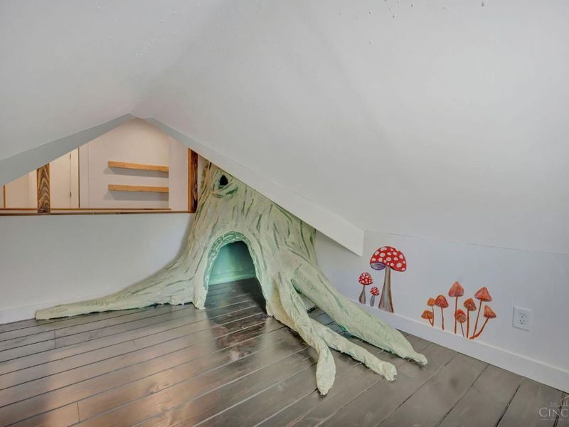 4420 Raceview Avenue, Green Township, OH 45211 Photo 37