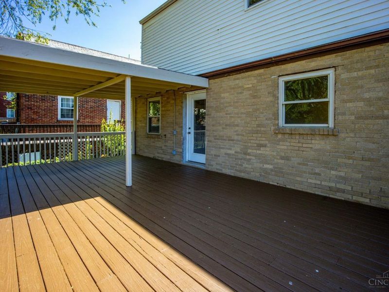 4420 Raceview Avenue, Green Township, OH 45211 Photo 41