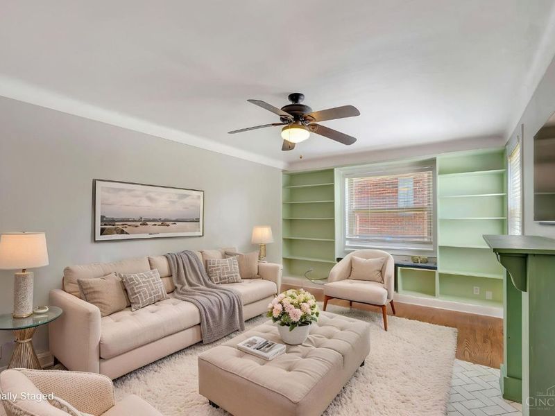 4420 Raceview Avenue, Green Township, OH 45211 Photo 9