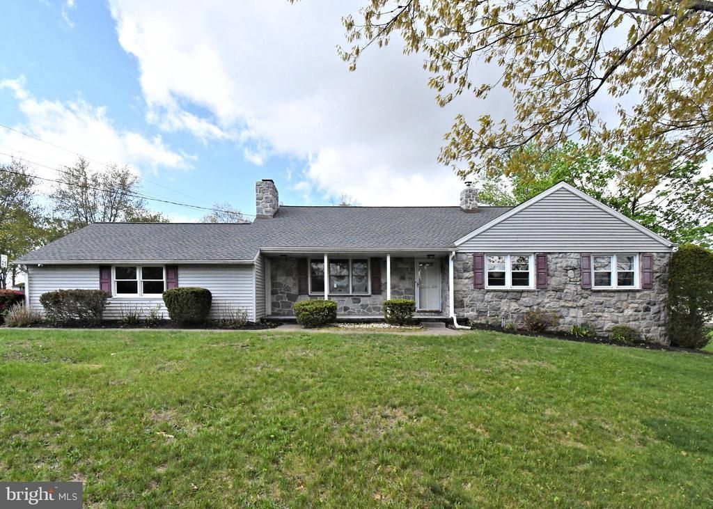 2034 SUNNYSIDE AVENUE , POTTSTOWN, PA 19464