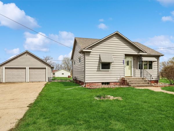 1502 1st Street, Redfield, IA 50233