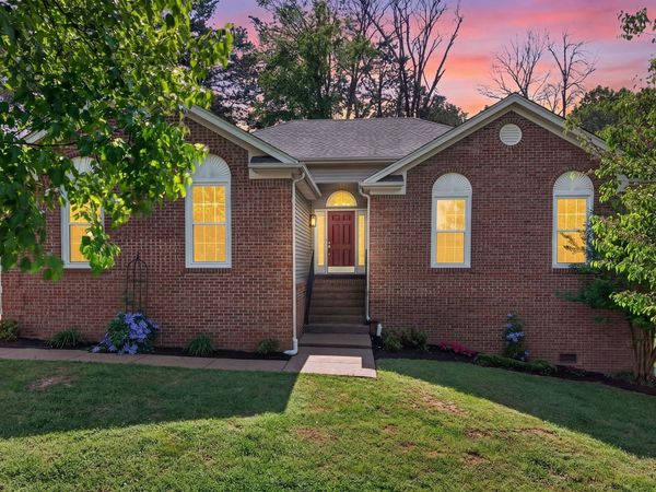 2332 Devonshire Dr , Old Hickory, TN 37138