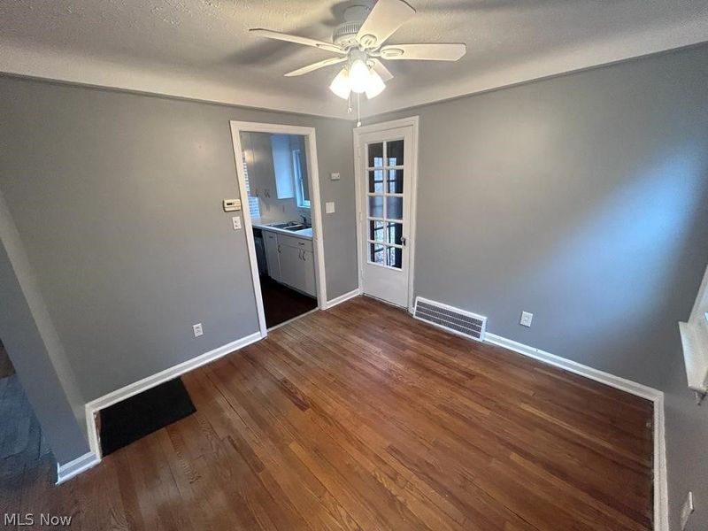 4843 Westbourne Road, Lyndhurst, OH 44124 Photo 3