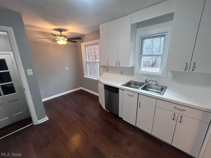 4843 Westbourne Road, Lyndhurst, OH 44124 Photo 5