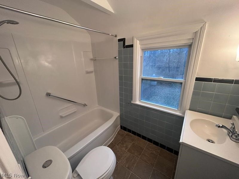 4843 Westbourne Road, Lyndhurst, OH 44124 Photo 9