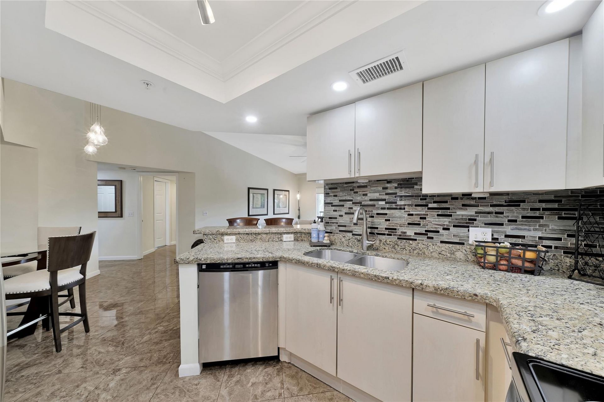 2005 SE 10th Avenue, Unit 419, Fort Lauderdale, FL 33316 Photo
