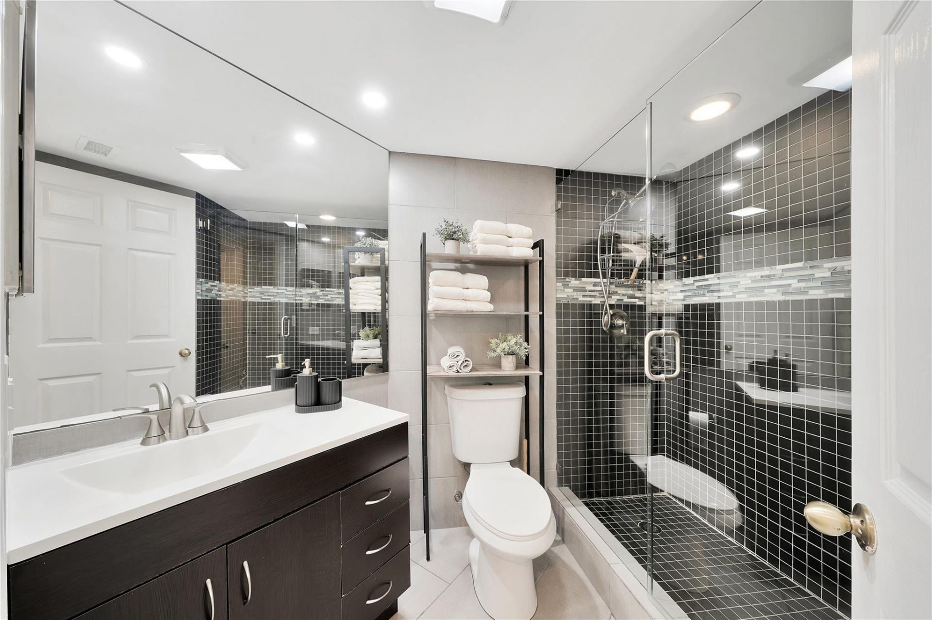 2005 SE 10th Avenue, Unit 419, Fort Lauderdale, FL 33316 Photo