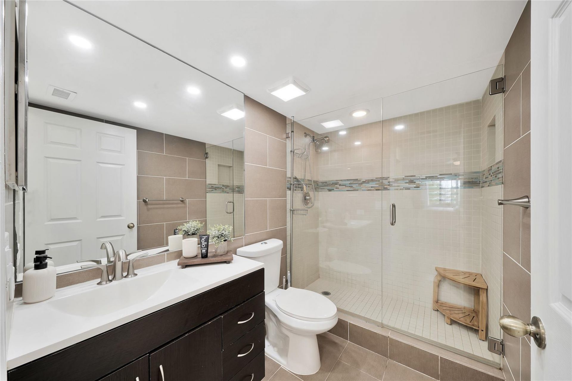 2005 SE 10th Avenue, Unit 419, Fort Lauderdale, FL 33316 Photo