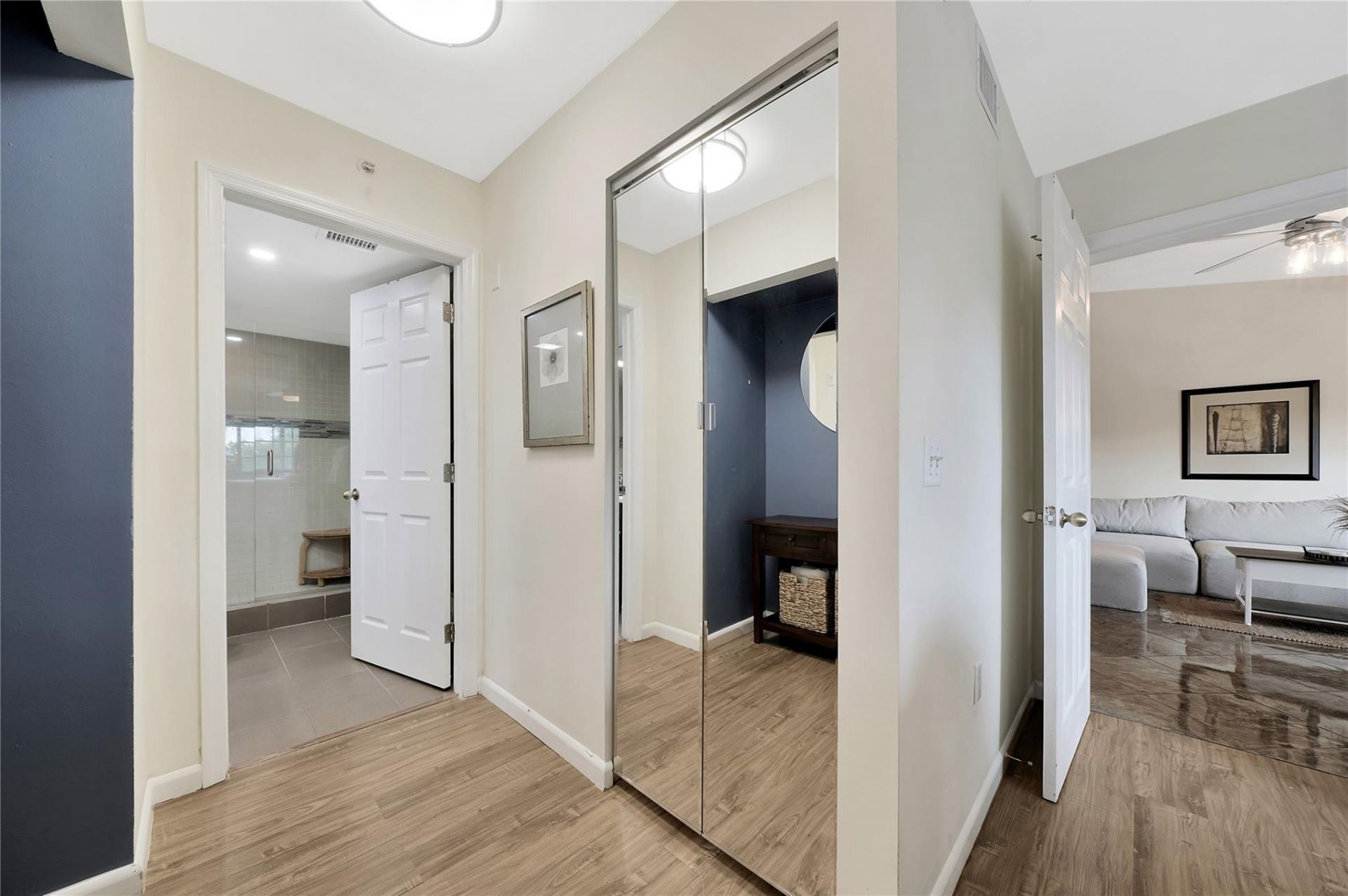 2005 SE 10th Avenue, Unit 419, Fort Lauderdale, FL 33316 Photo