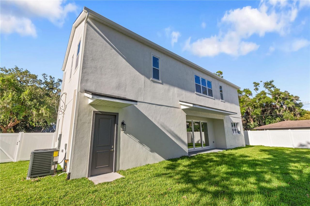 1517 Escort Avenue, Tampa, FL 33610 Photo