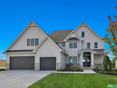 10908 S 98 Avenue Circle , Papillion, NE 68046