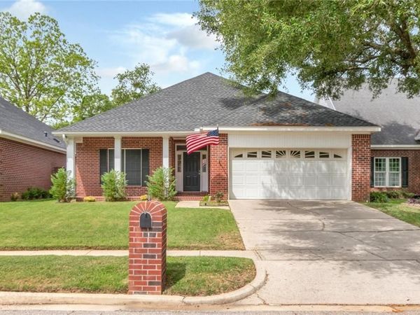 1028 Cross Gates Place , Mobile, AL 36609