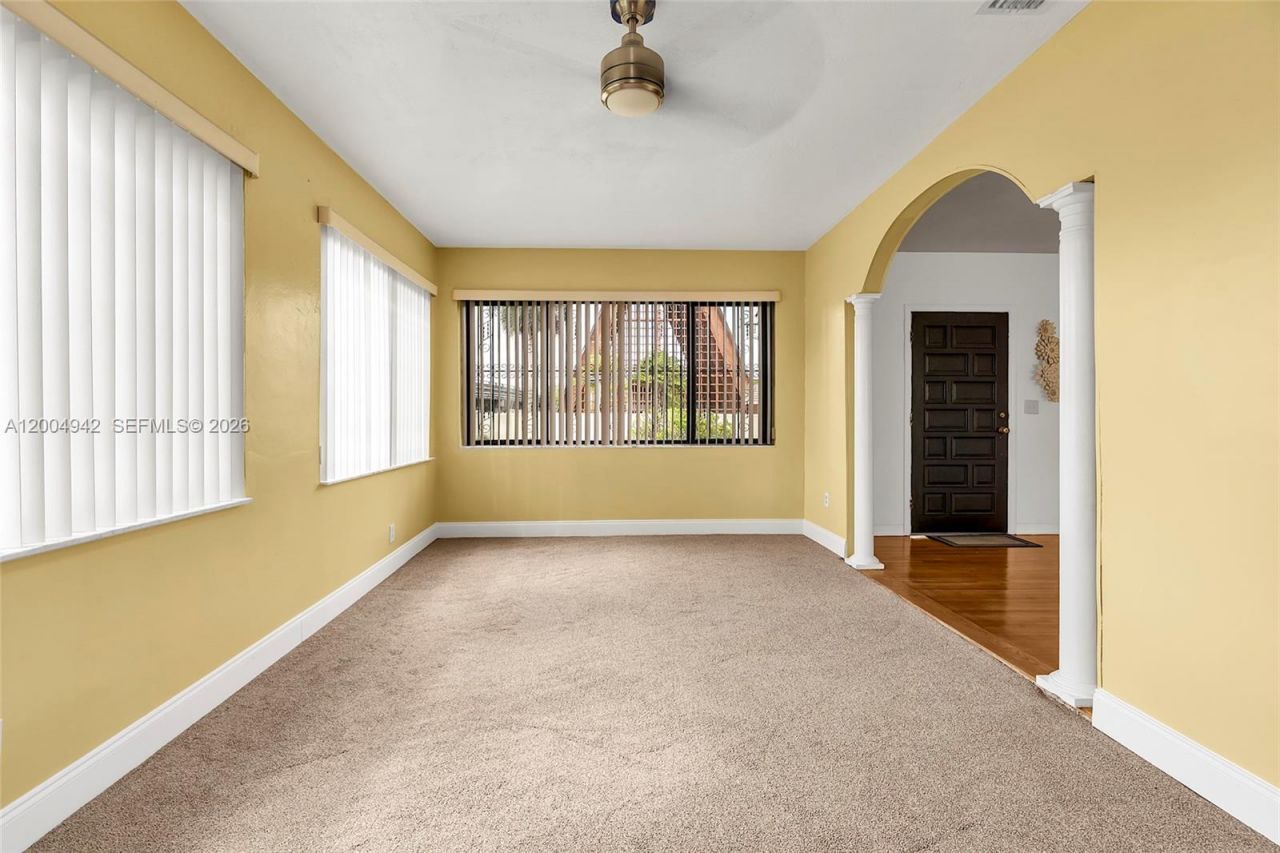 3694 NW 20th St , Miami, FL 33142 Photo