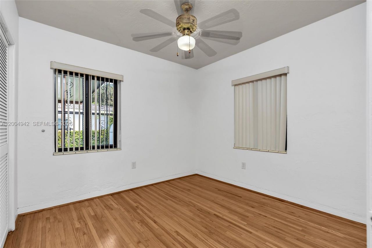 3694 NW 20th St , Miami, FL 33142 Photo