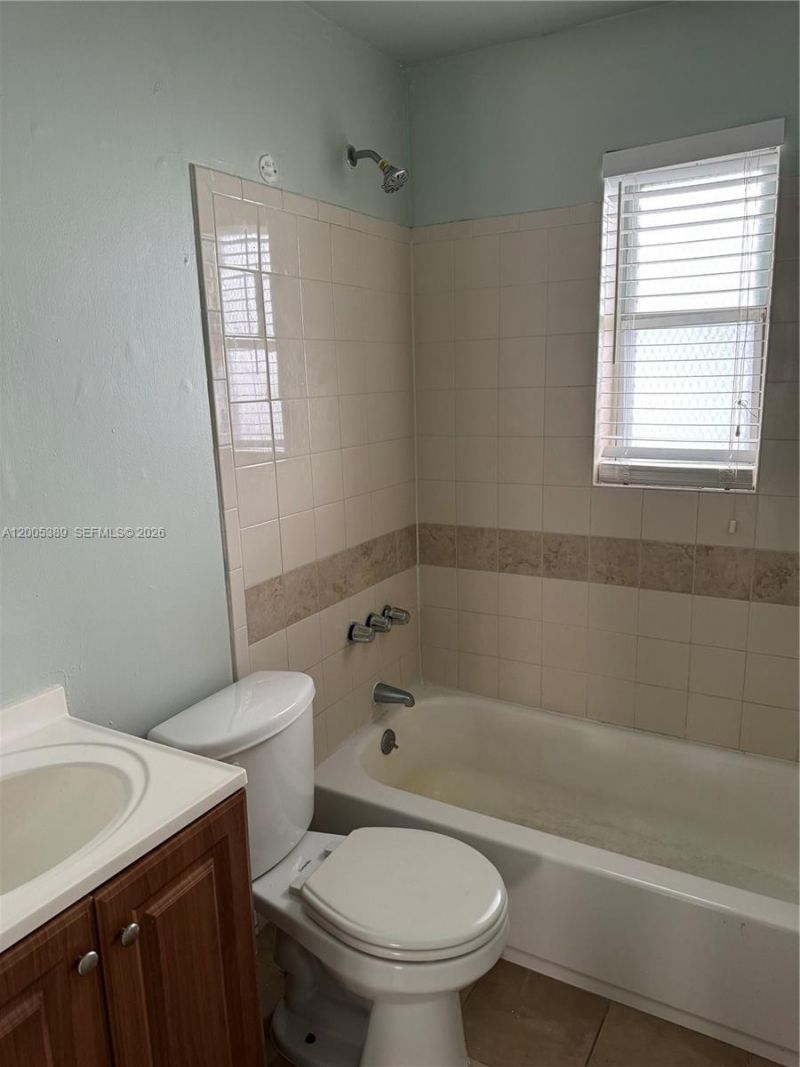 7633 Dickens Ave , Unit 2, Miami Beach, FL 33141 Photo