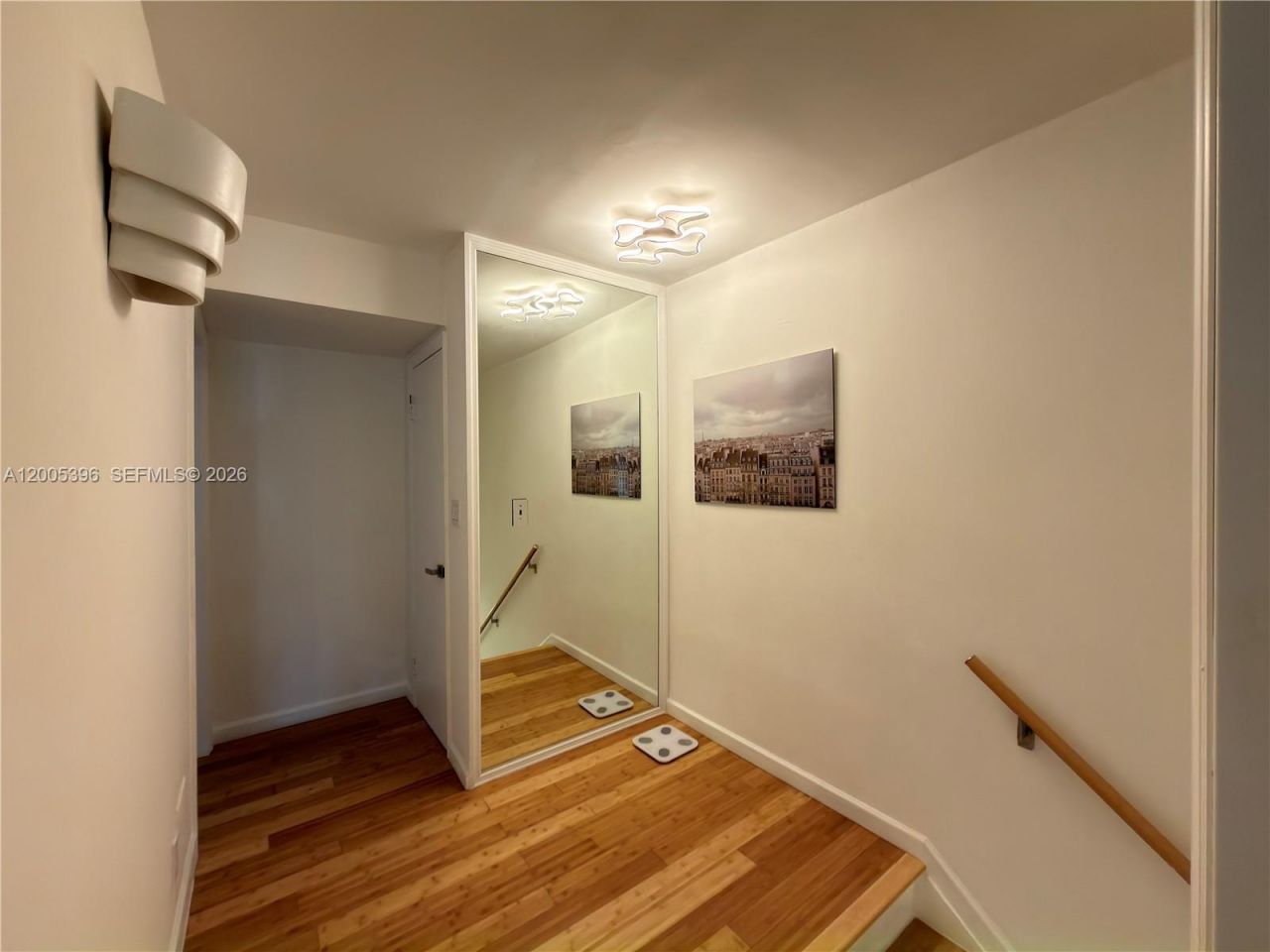 1001 Three Islands Blvd, Unit 31, Hallandale Beach, FL 33009 Photo