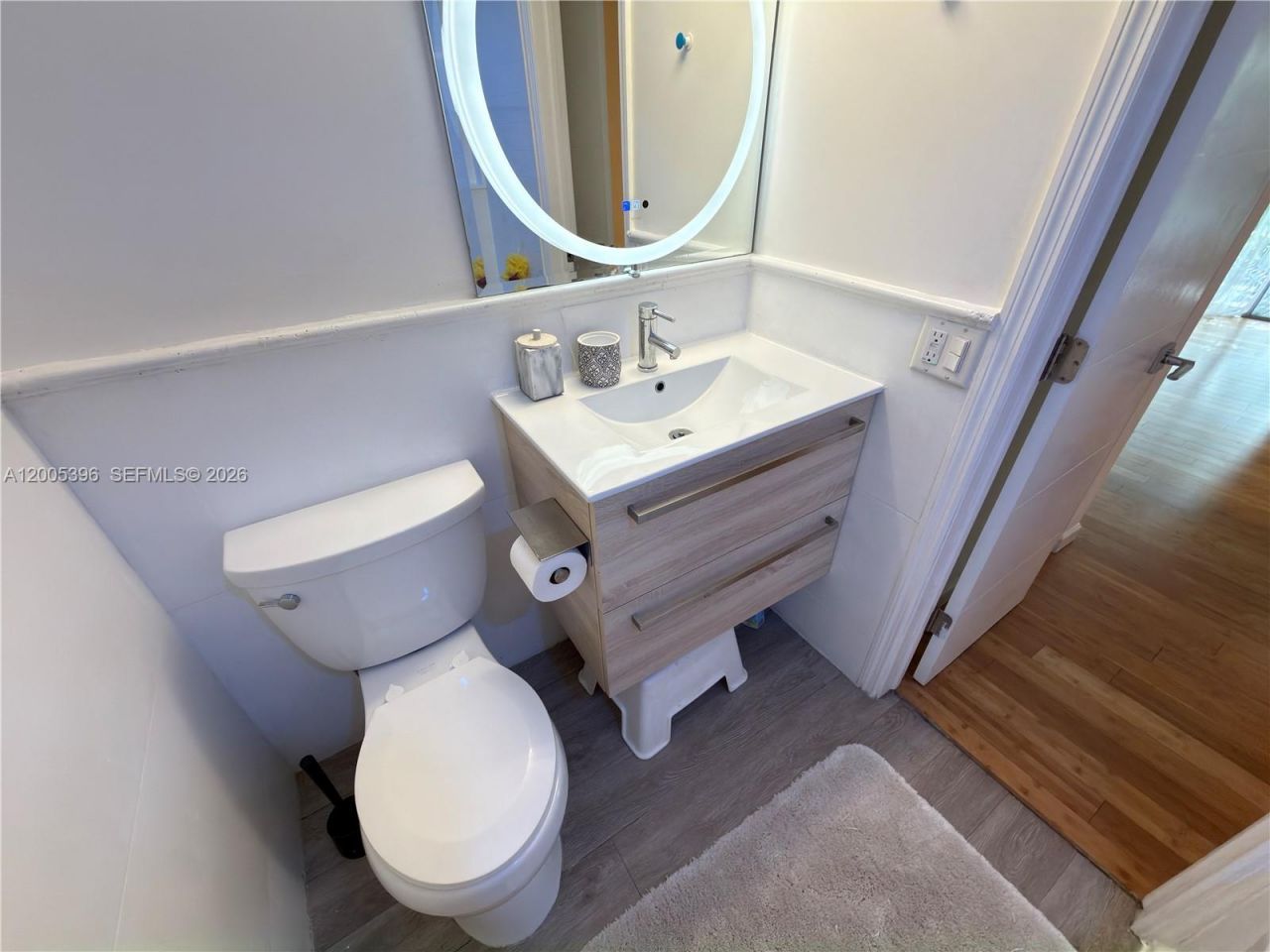 1001 Three Islands Blvd, Unit 31, Hallandale Beach, FL 33009 Photo