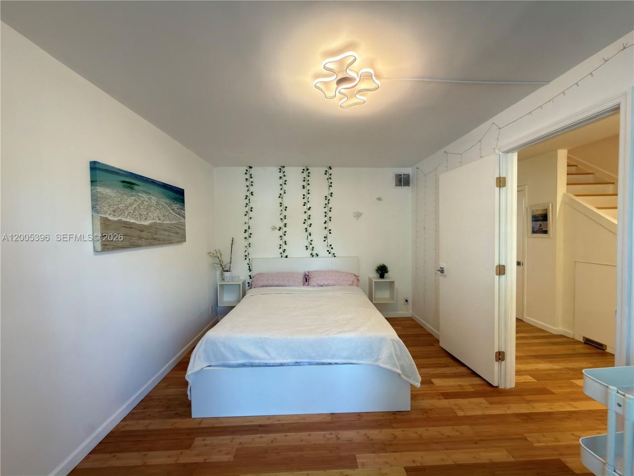 1001 Three Islands Blvd, Unit 31, Hallandale Beach, FL 33009 Photo