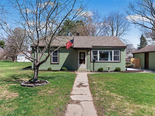 6600 Quebec Avenue N, Brooklyn Park, MN 55428