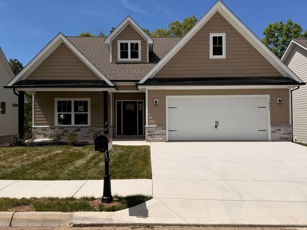 1632 Green Meadows Lane, Lenoir City, TN 37771