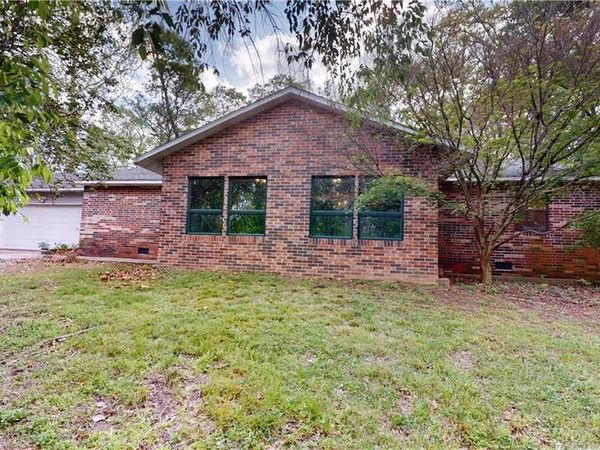 6310 Mount Vernon Drive, Joplin, MO 64804