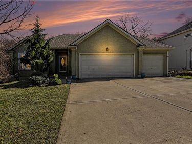 1903 NW 75th Street, Kansas City, MO 64151
