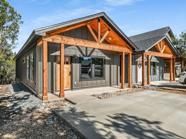 122 SHADY BLUFF DR, Wimberley, TX 78676