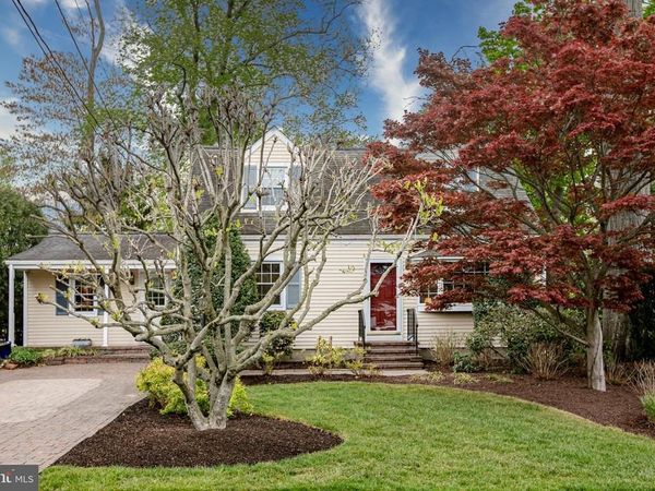 75 LAKEVIEW DRIVE, ALLENTOWN, NJ 08501