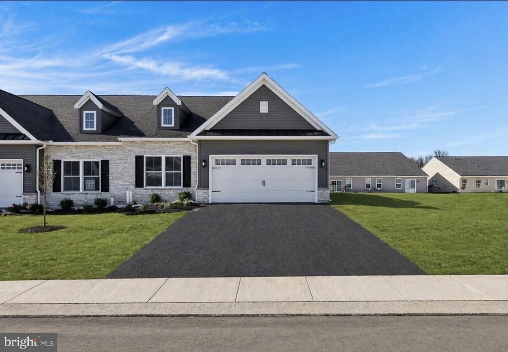 236 PILGRIM DRIVE , LANCASTER, PA 17603